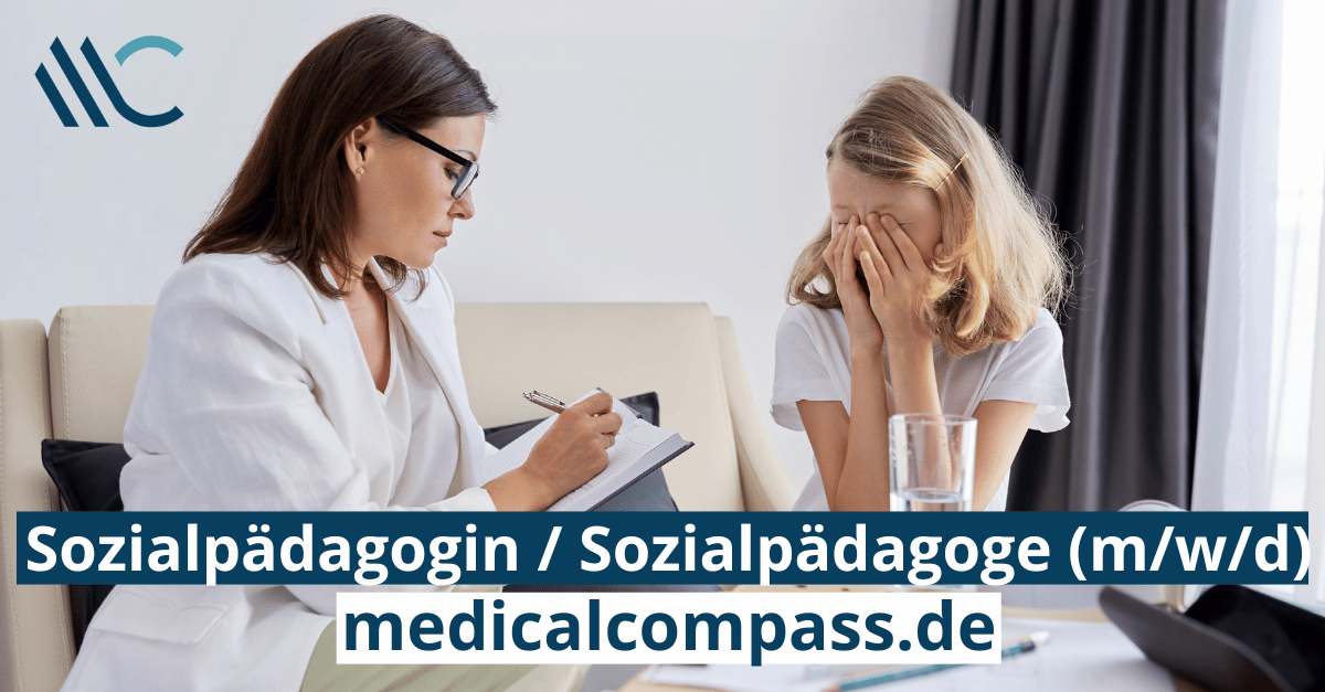 Mädchen bei Sitzung mit Psychologin Sozialarbeiterin im Amt Von valeriygoncharukphoto